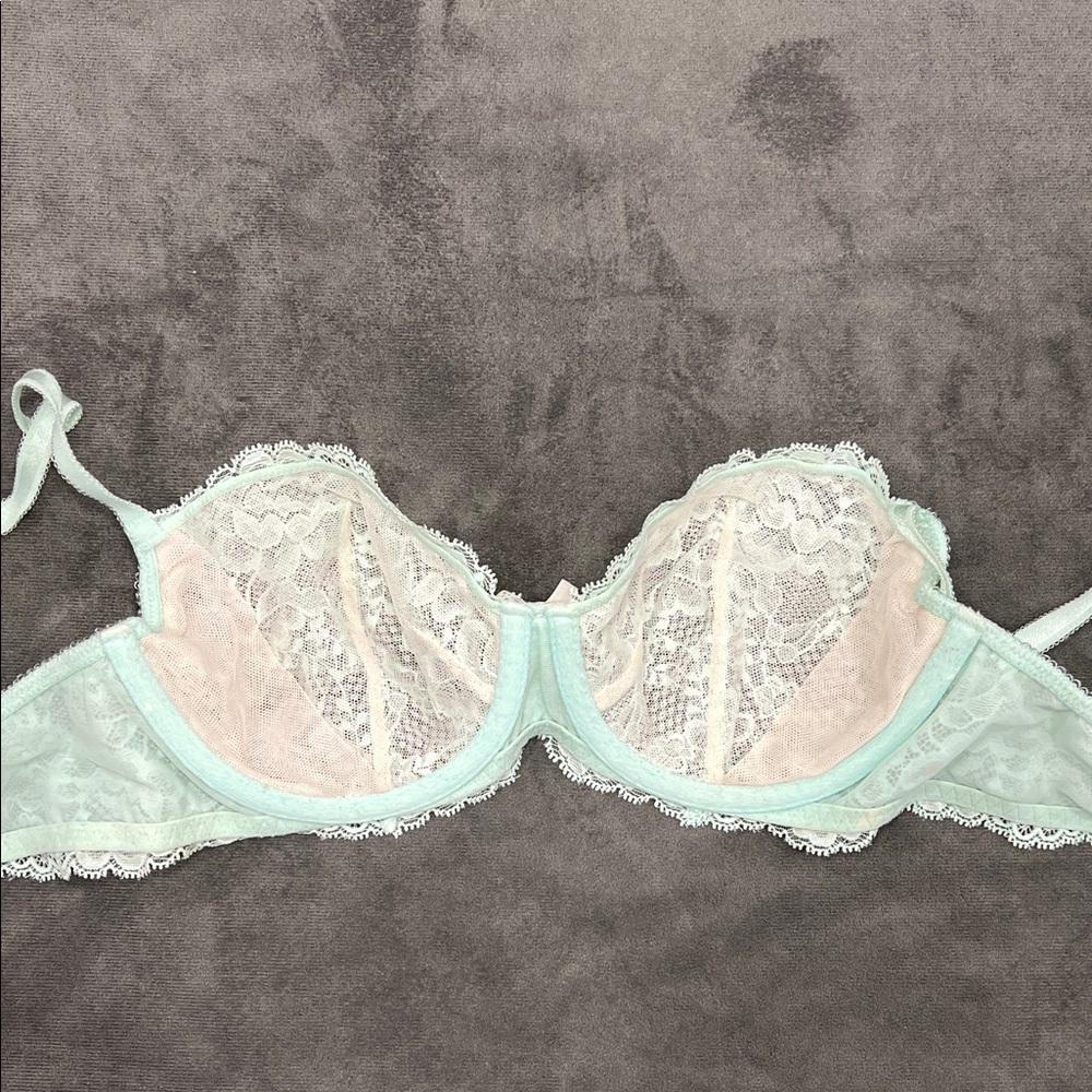 Victoria's Secret Dream Angels Unlined Demi Lace Underwire Bra in Soft Mint 34C - Picture 8 of 12